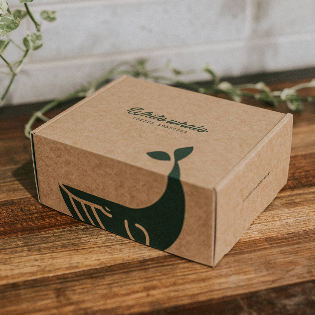 The Coffee bean and Enamel Mug Box